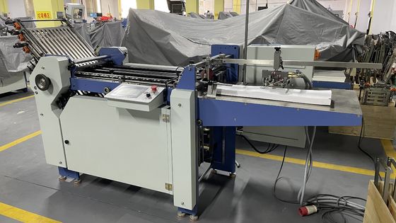 عرض 480mm A3 آلة طي الورق والعتاد نوع القيادة للكتيب